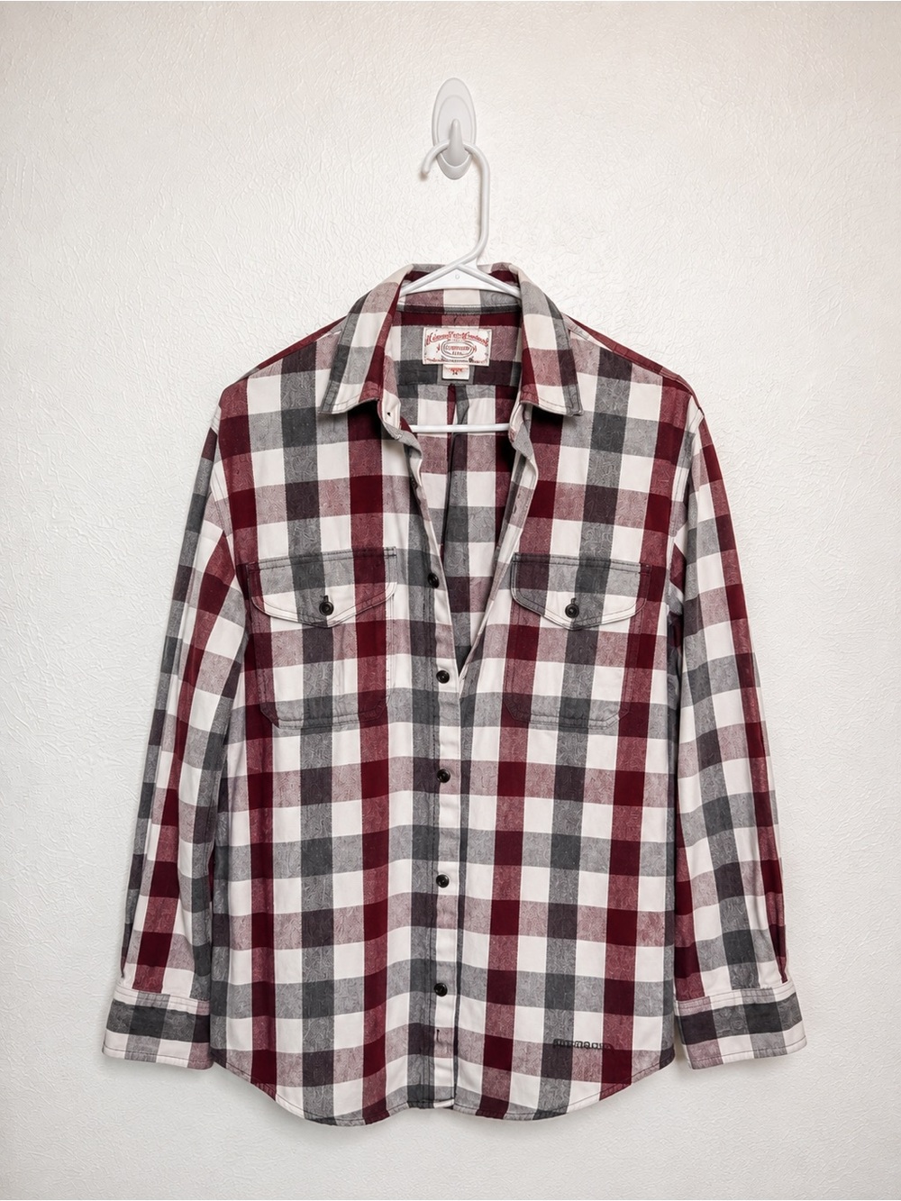 Filson Alaskan Guide Flannel Shirt Mens Small Burgundy Gray Plaid 100% Cotton